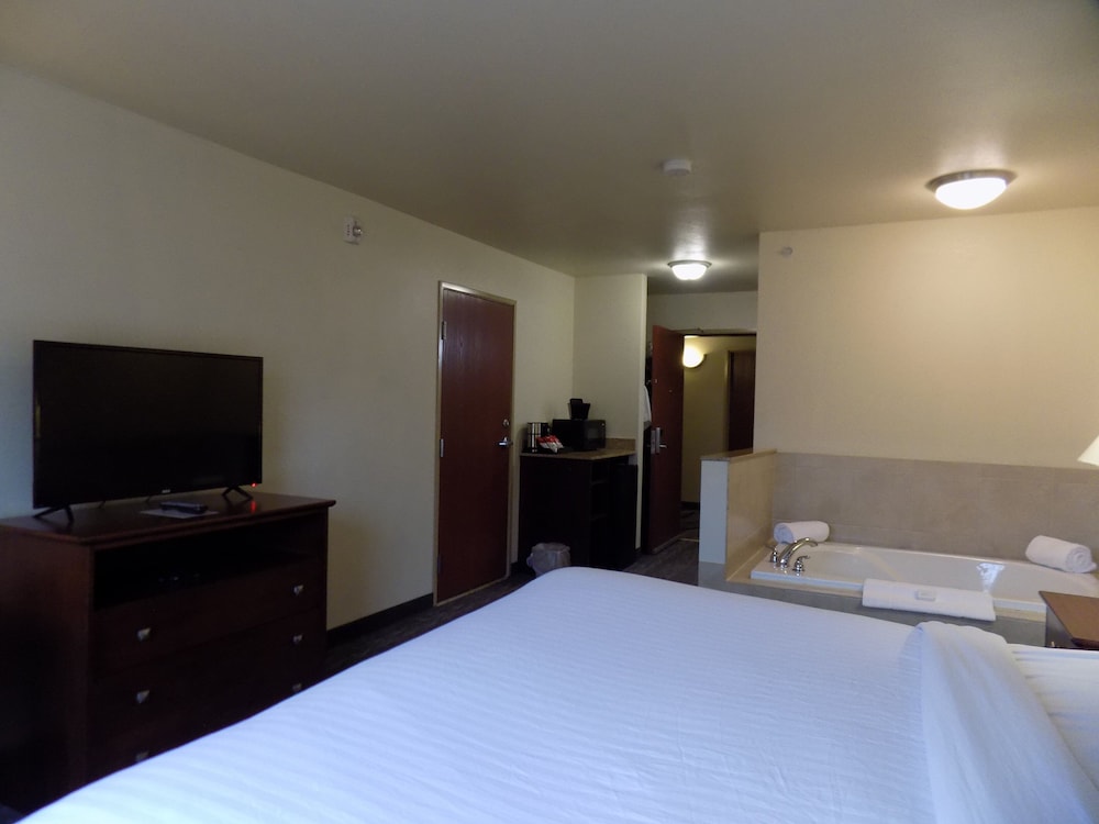 Cobblestone Hotel & Suites Seward - photo 31