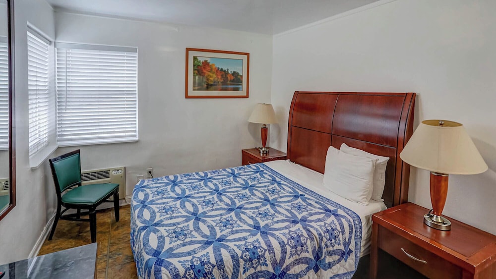 Richard's Hotel - photo 22