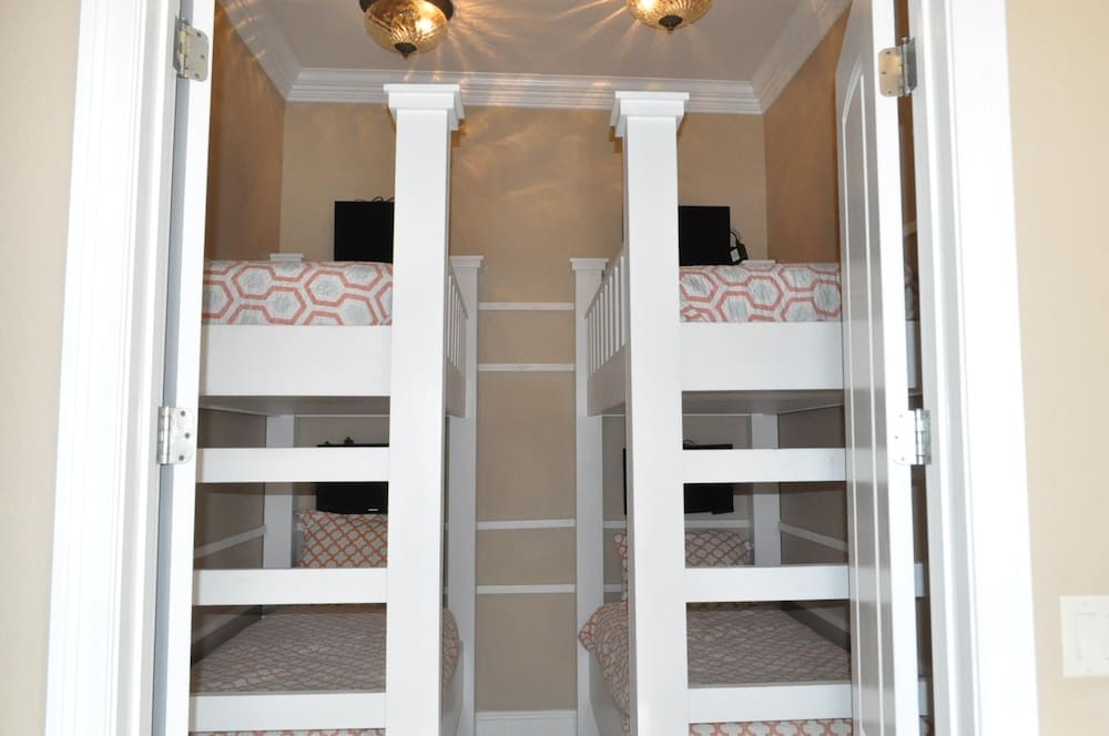Palazzo by the Sea DBTS 36 Varazze Cay 3BR 3.5BA - photo 13