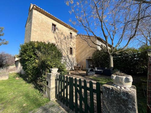 Gîte dans un domaine viticole entre Montpellier et Sète proche de la mer pet-friendly hotel Saussan