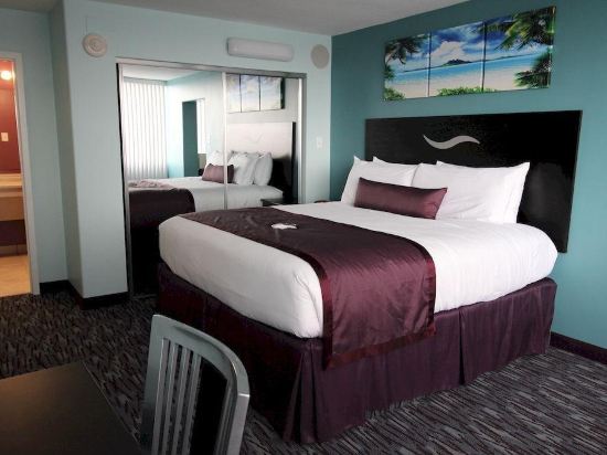 California Palms Hotel & Suites - photo 27