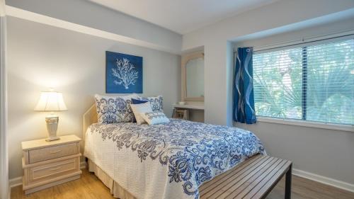 Private Balcony Beach Getaway Coligny - photo 17