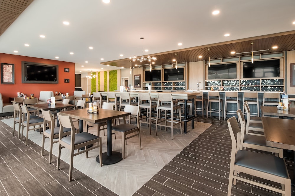 Holiday Inn & Suites Mt Juliet Nashville Area by IHG - photo 30