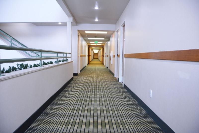 Cedars Inn - photo 17