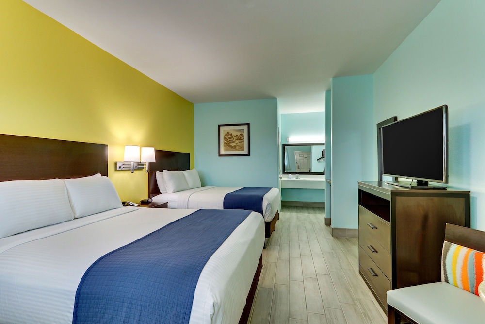 The Island Hotel Near Beach Port Aransas - photo 8