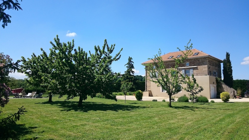 La Méridienne Des Collines