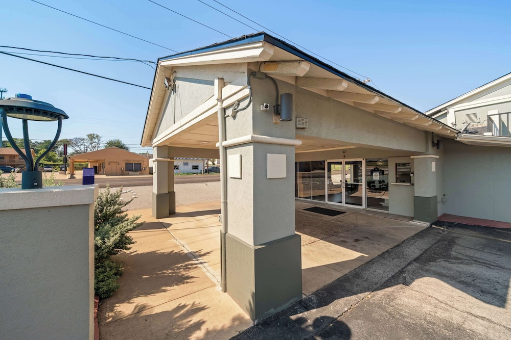 Americas Best Value Inn & Suites Brenham - photo 43