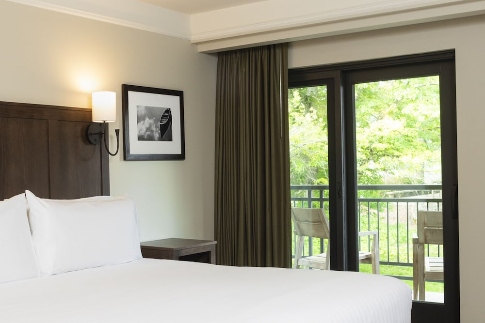 Kanuga Inn & Lodging - photo 3