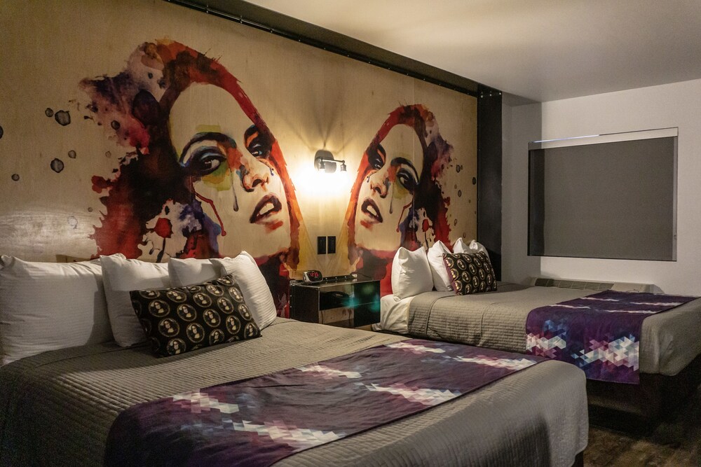 Downtown Phoenix Hotel - photo 16