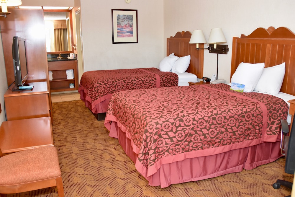 Days Inn by Wyndham Las Cruces - photo 6