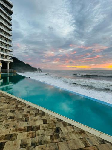 Bamboo Beach Tsikhisdziri Seaview Flat 838