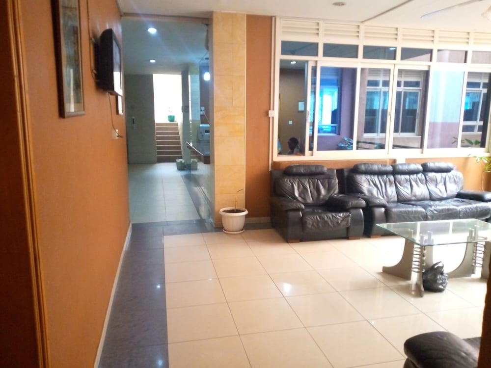 Double Five Hotel - carbon neutral hotel in Kampala