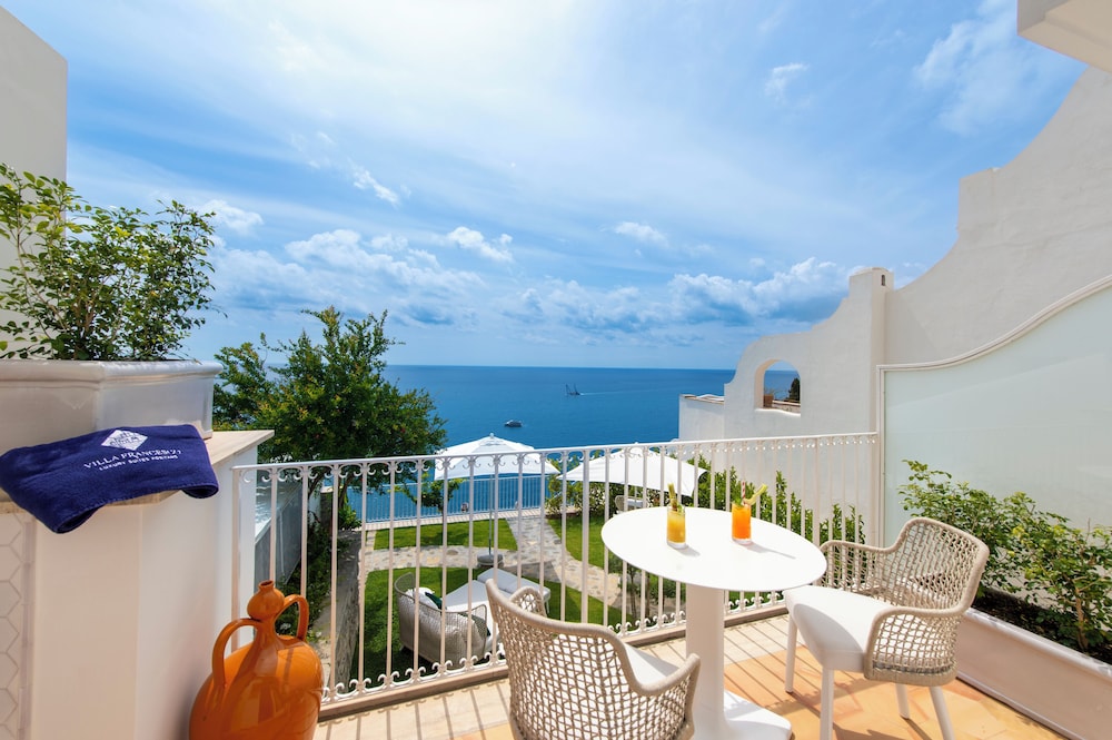 Villa Francesco Luxury Suites — 4-Star Luxury Hotel in Positano, Italy
