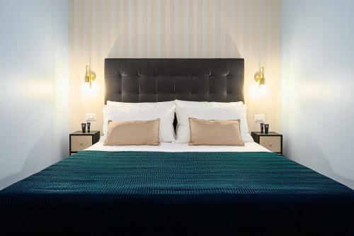Stylish one Bedroom Apartment near Città Studi M4 Argonne Metro Stop — 4-Star Luxury Hotel in Milan, Italy