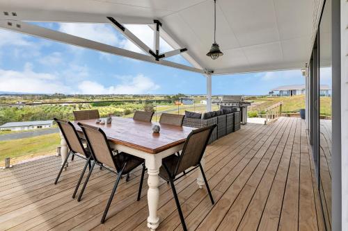 Tokerau Magic Karikari Peninsula Holiday Home — 4-Star Luxury Hotel in Kaitaia, New Zealand