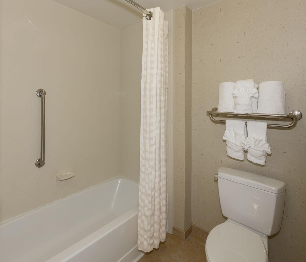 Homewood Suites by Hilton Cleveland Beachwood - photo 13