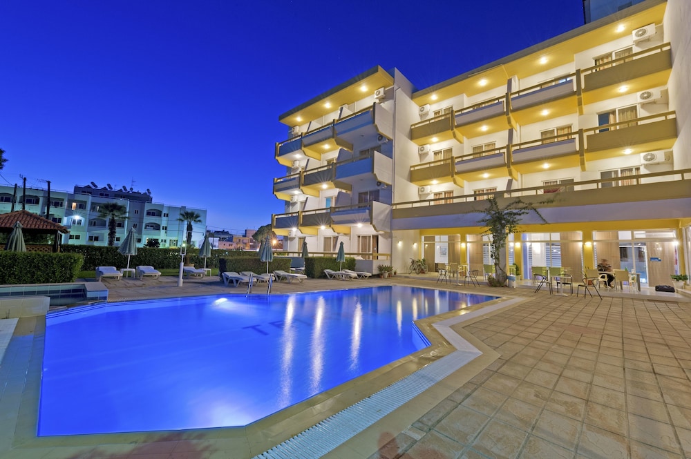 Trianta Hotel Apartments — Rodos