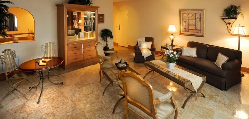 Sterling Hotel Dallas - photo 7