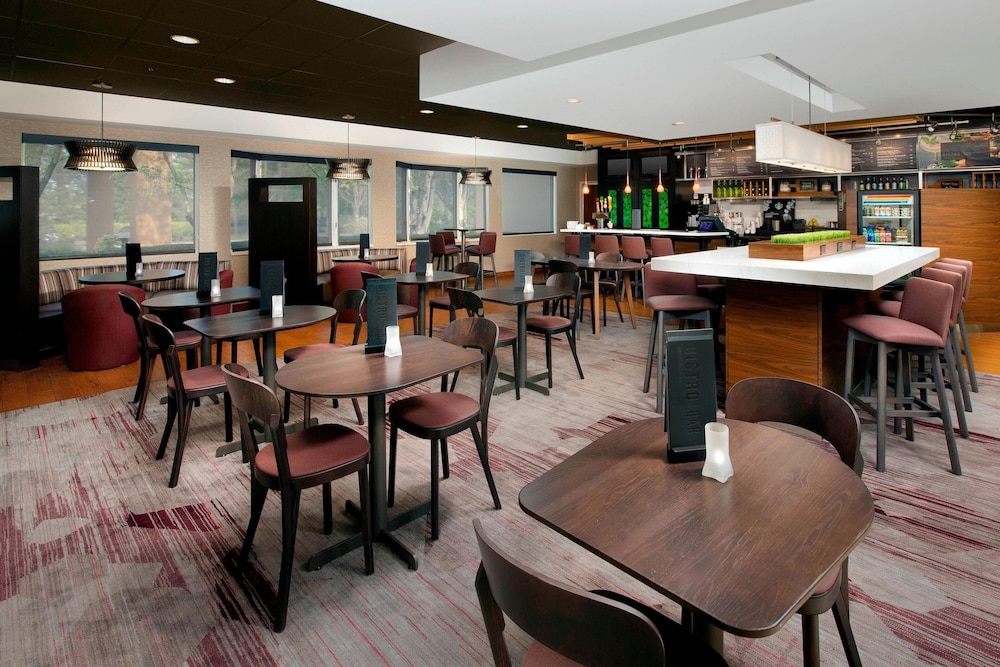 Courtyard By Marriott Portland Hillsboro - photo 20