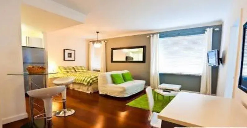 South Beach Furnished Studio - photo 4