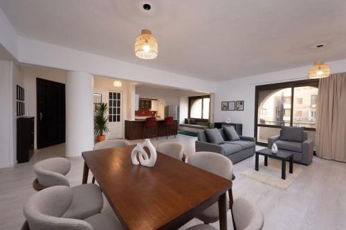 Mexican by Spacey #12 3BR in Maadi — 4-Star Luxury Hotel in Cairo, Egypt