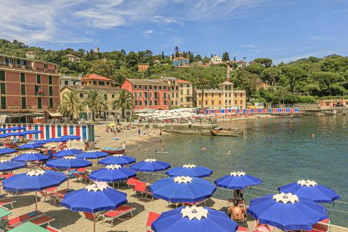 iFlat La Casa degli Aranci — 4-Star Luxury Hotel in Rapallo, Italy