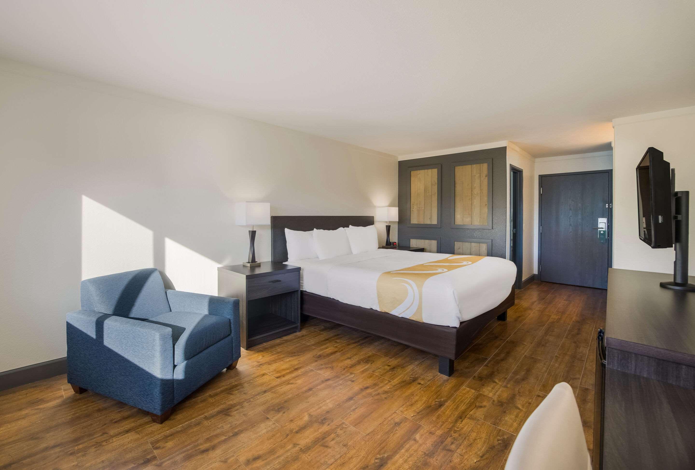 Quality Inn & Suites Castle Rock SW Denver - photo 8