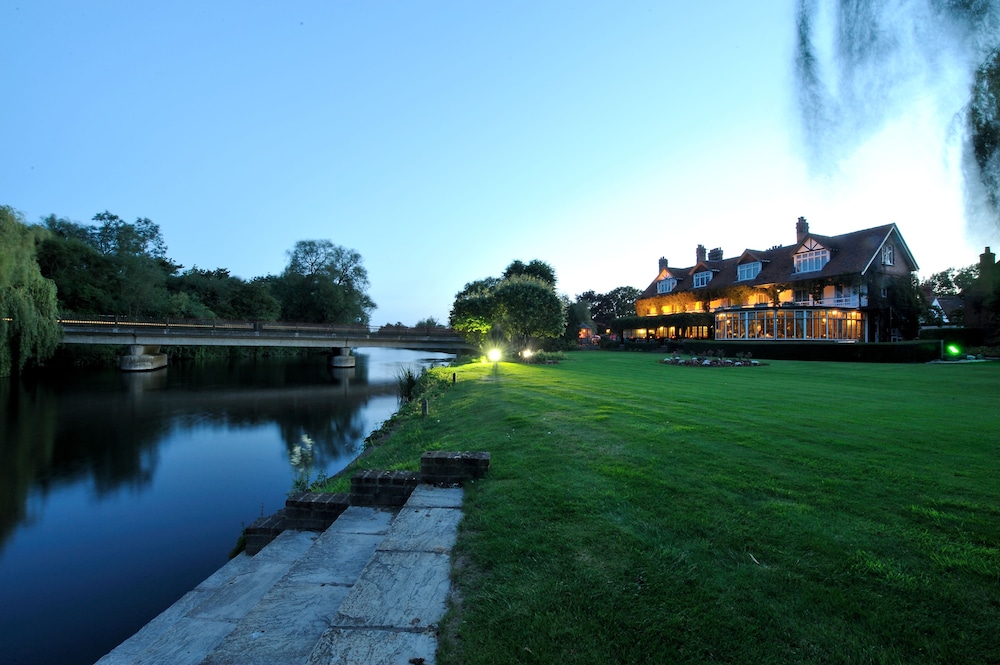 French Horn Hotel in Reading, United Kingdom