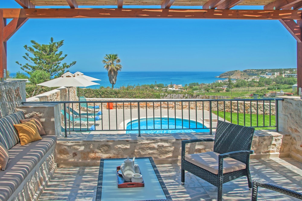 Stavromenos Villas — 4-Star Luxury Hotel in Rethymno, Greece