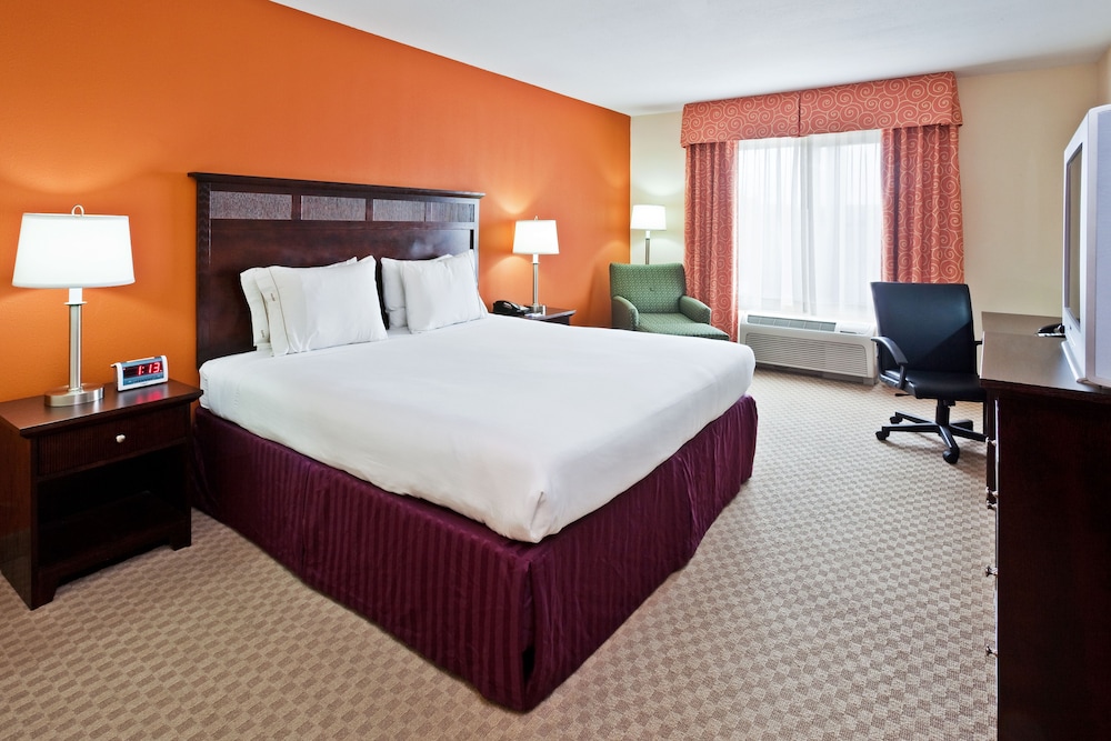 Holiday Inn Express Hotel & Suites Chattanooga Hixson by IHG - photo 11