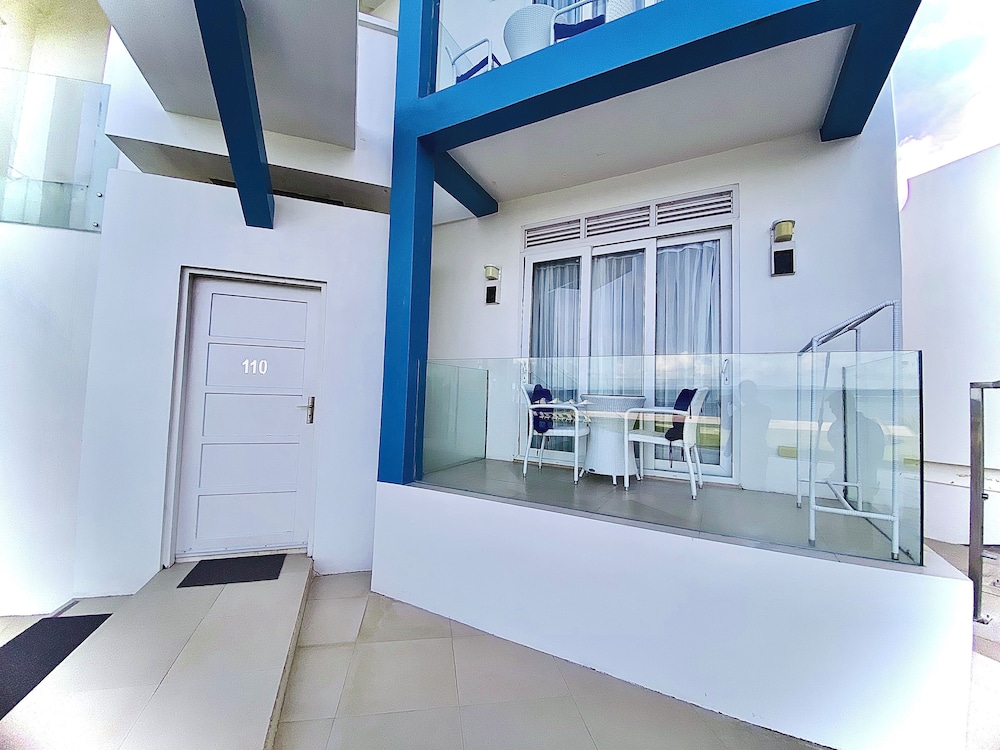 Recidencia Del Hamor Beach Front — 4-Star Luxury Hotel in Santa Magdalena, Philippines