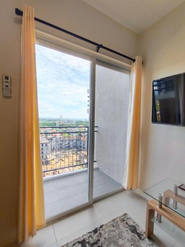 Matina Enclaves Bldg D 2Bedroom with balcony and view — 4-Star Luxury Hotel in Davao, Philippines