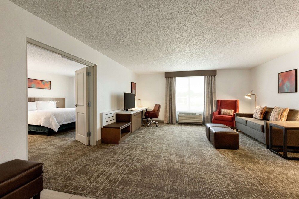 Hilton Garden Inn Tifton - photo 26