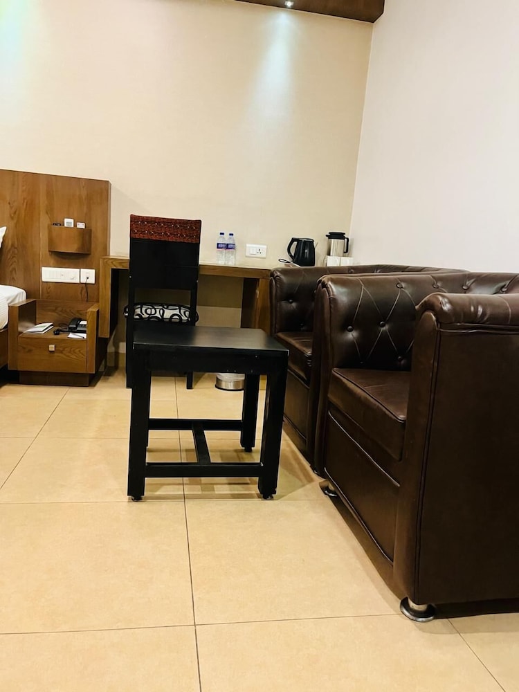 Pl.a Rathna Residency in Tiruchirappalli, India