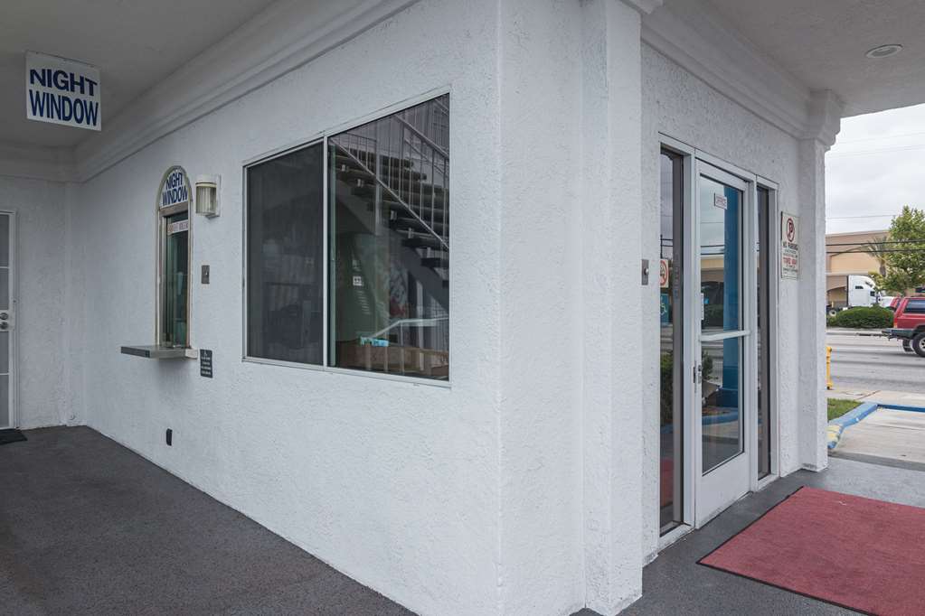 Motel 6 Norwalk CA - photo 10