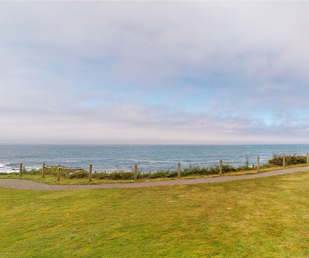 Whale Pointe at Depoe Bay - photo 18