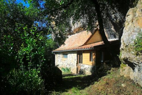 Semi Troglodyte du Coustal