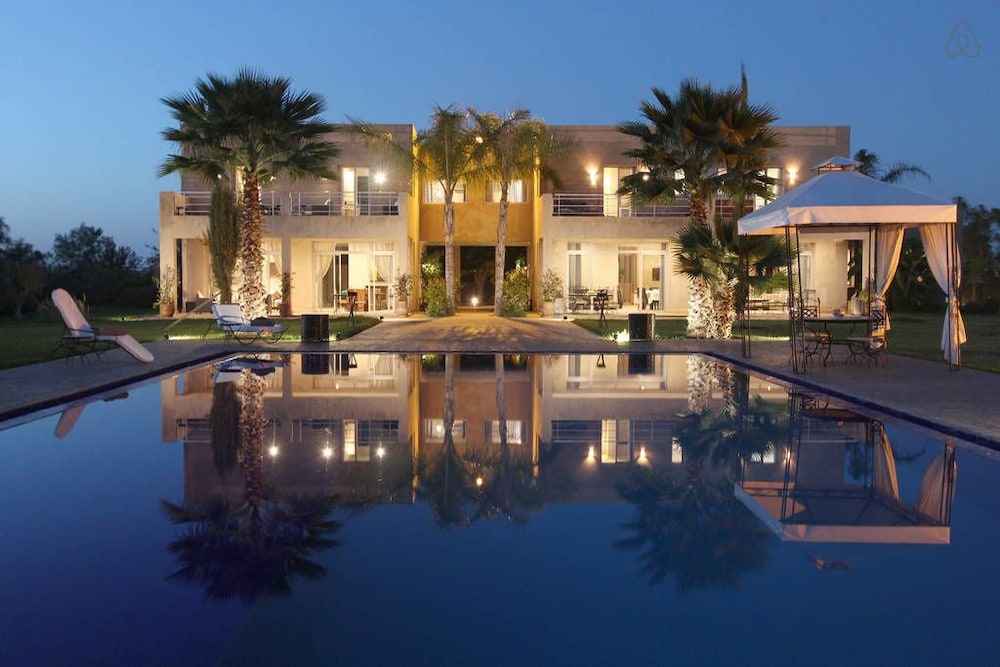 Palais Ambrine — 4-Star Luxury Hotel in Marrakesh, Morocco
