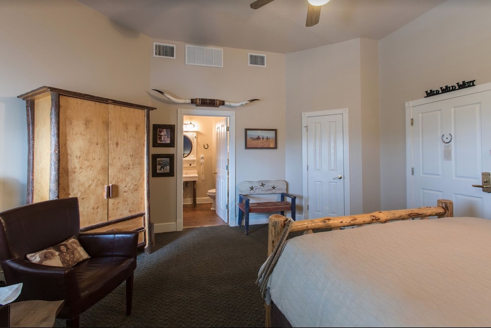 Gruene River Hotel & Retreat - photo 17