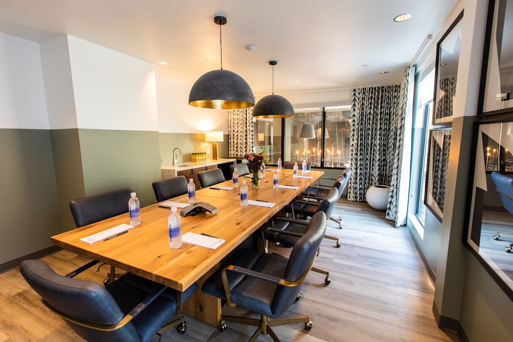 voco The Darwin Atlanta Midtown by IHG - photo 63