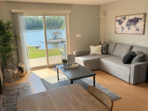 Thames River Cottage — 4-Star Luxury Hotel in Uncasville, United States