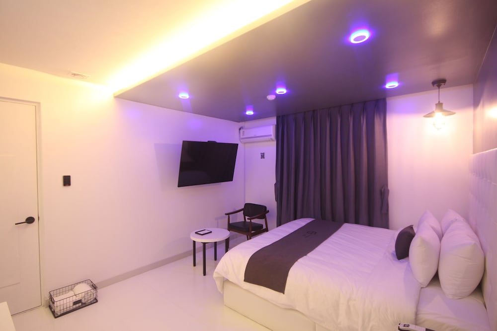Gray Hotel — Busan — photo 3
