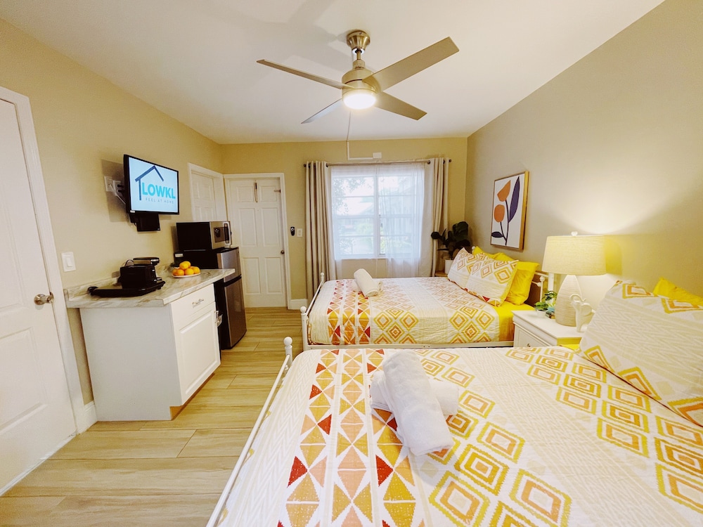 Sea Steps Suites - photo 6