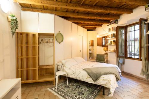 Cozy Studio Apartment Navigli — 4-Star Luxury Hotel in Milan, Italy
