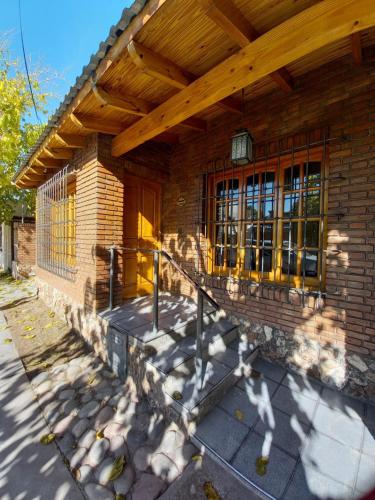 Casa Céntrica Excelente Ubicación — 4-Star Luxury Hotel in San Rafael, Argentina