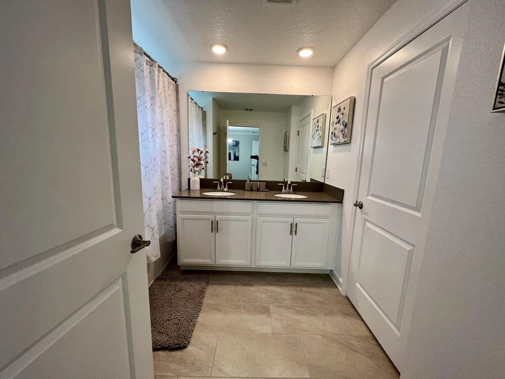 Gorgeous 4 Bd Close to Disney w Pool Storey Lake Resort 4245 - photo 26