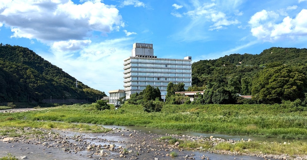 Misasa Royal Hotel — 4-Star Luxury Hotel in Tottori, Japan