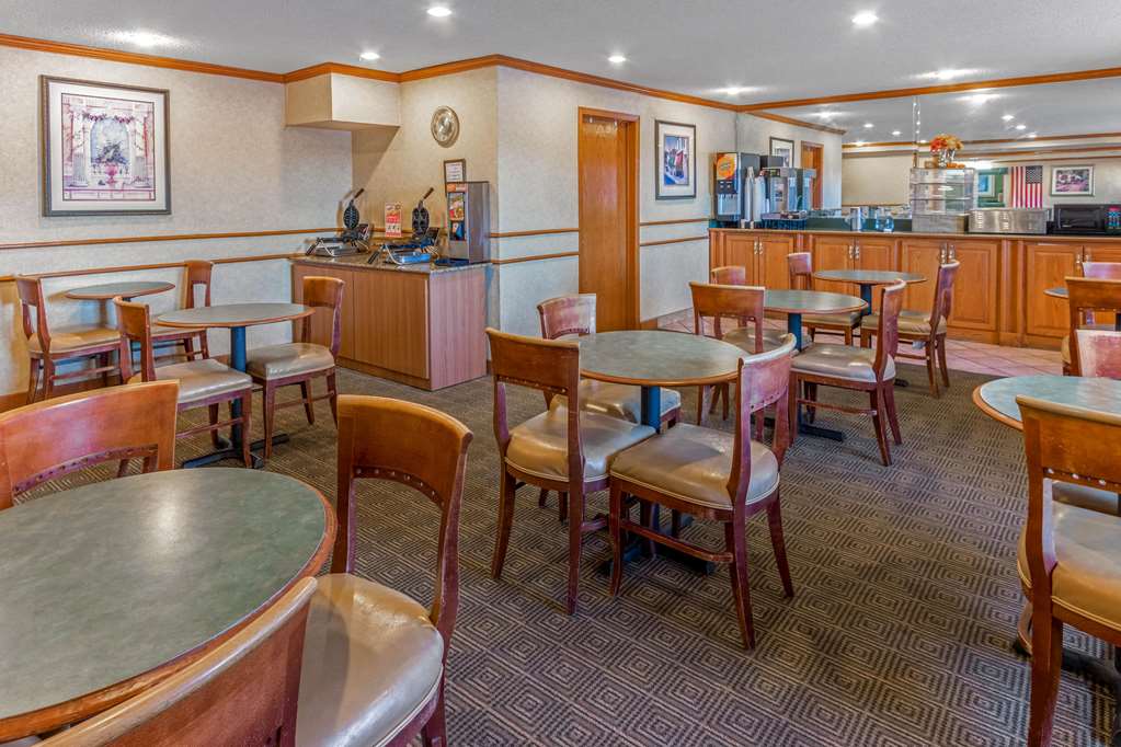La Quinta Inn & Suites by Wyndham Las Cruces Organ Mountain - photo 28