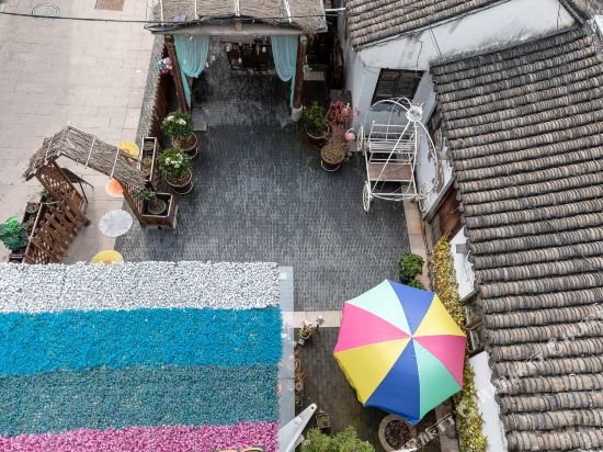 Zhouzhuangmoshe theme travel stack - last minute hotel in Kunshan