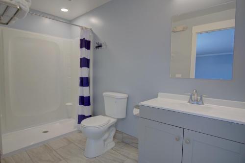 Dhimas Bayview Suites - photo 9
